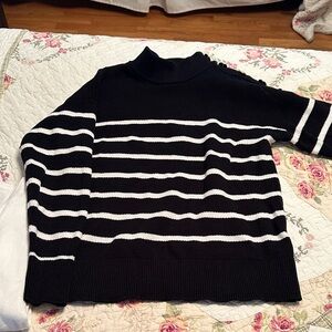 Nicole Miller Elegant Black Sweater